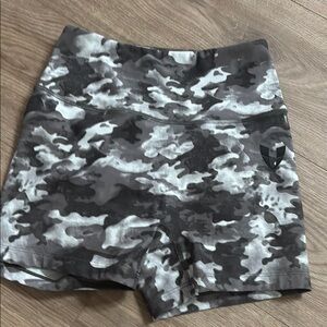 Firm Abs NWOT Shorts